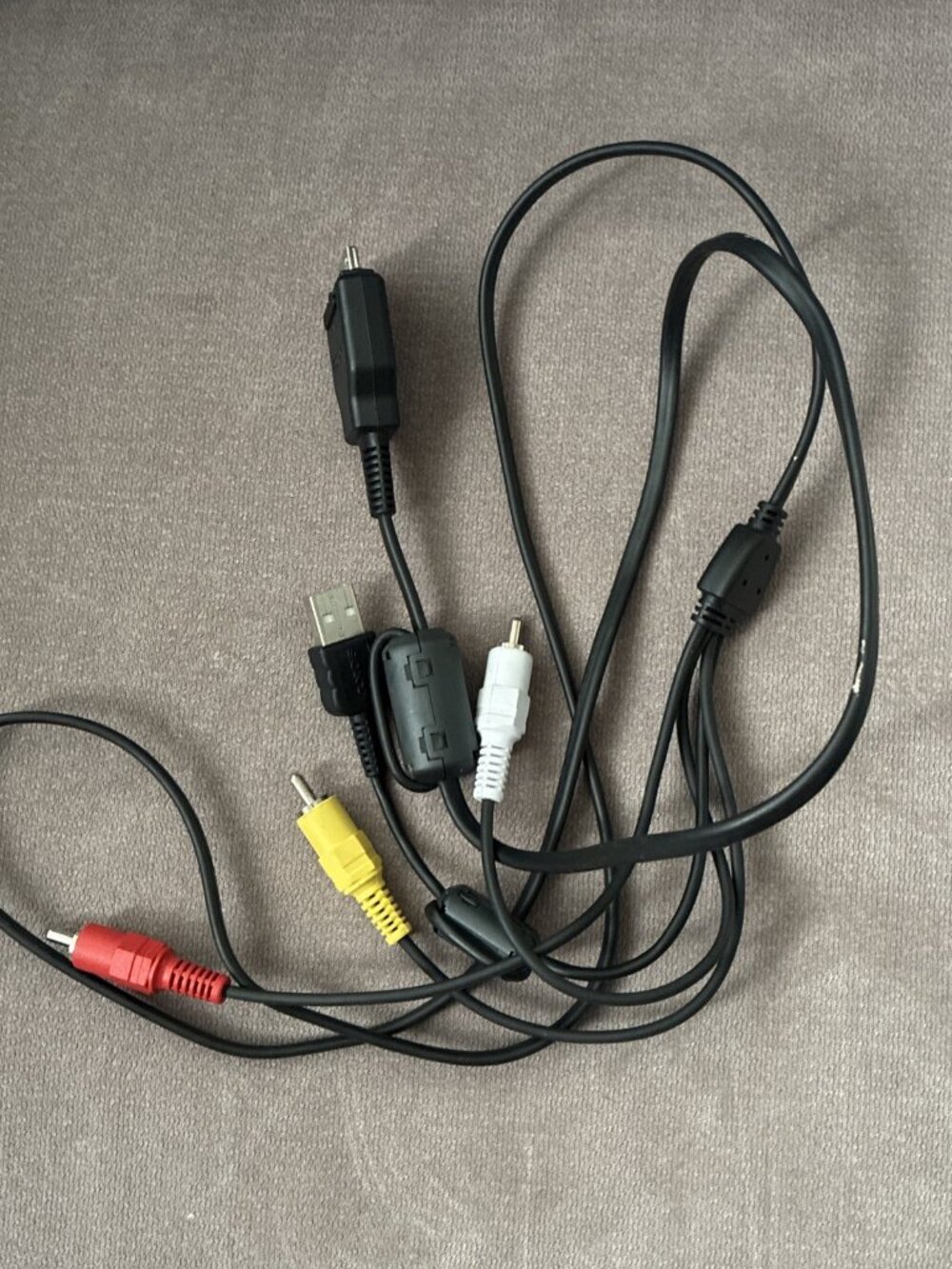 Genuine Sony VMC-MD2 CyberShot USB AV Cable Cord RCA Video DSC Camera OEM